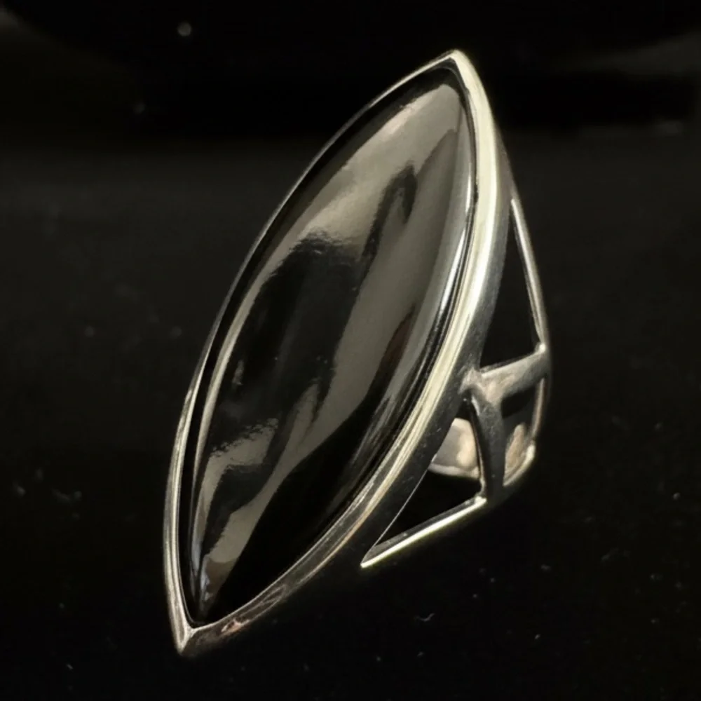 Bold Marquise Black Onyx sterling‎ Silver Ring beautiful workmanship